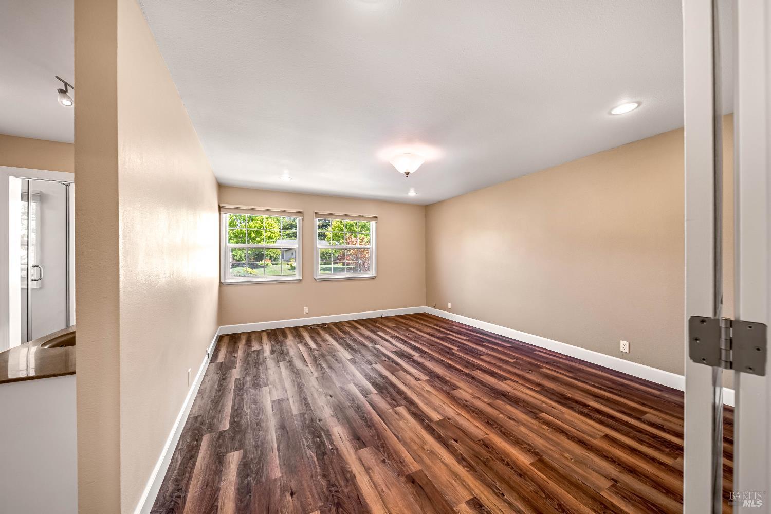 Detail Gallery Image 3 of 27 For 601 Cherry Ct, Fairfield,  CA 94534 - 4 Beds | 2/1 Baths