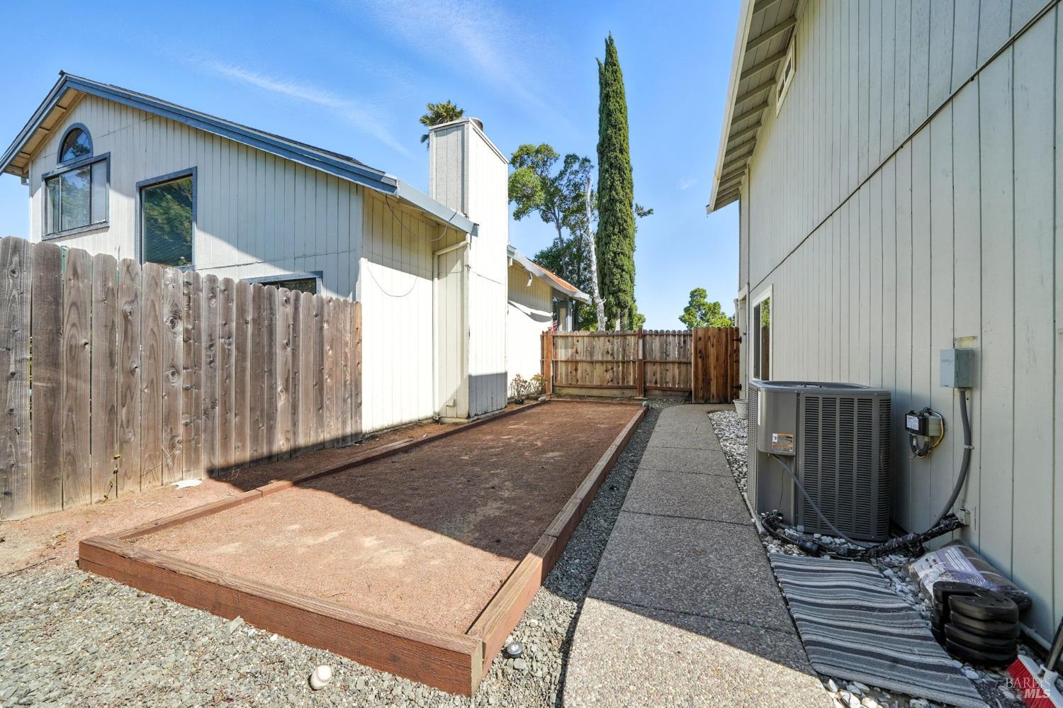 Detail Gallery Image 29 of 37 For 849 Cameron Ct, Vacaville,  CA 95687 - 3 Beds | 2/1 Baths