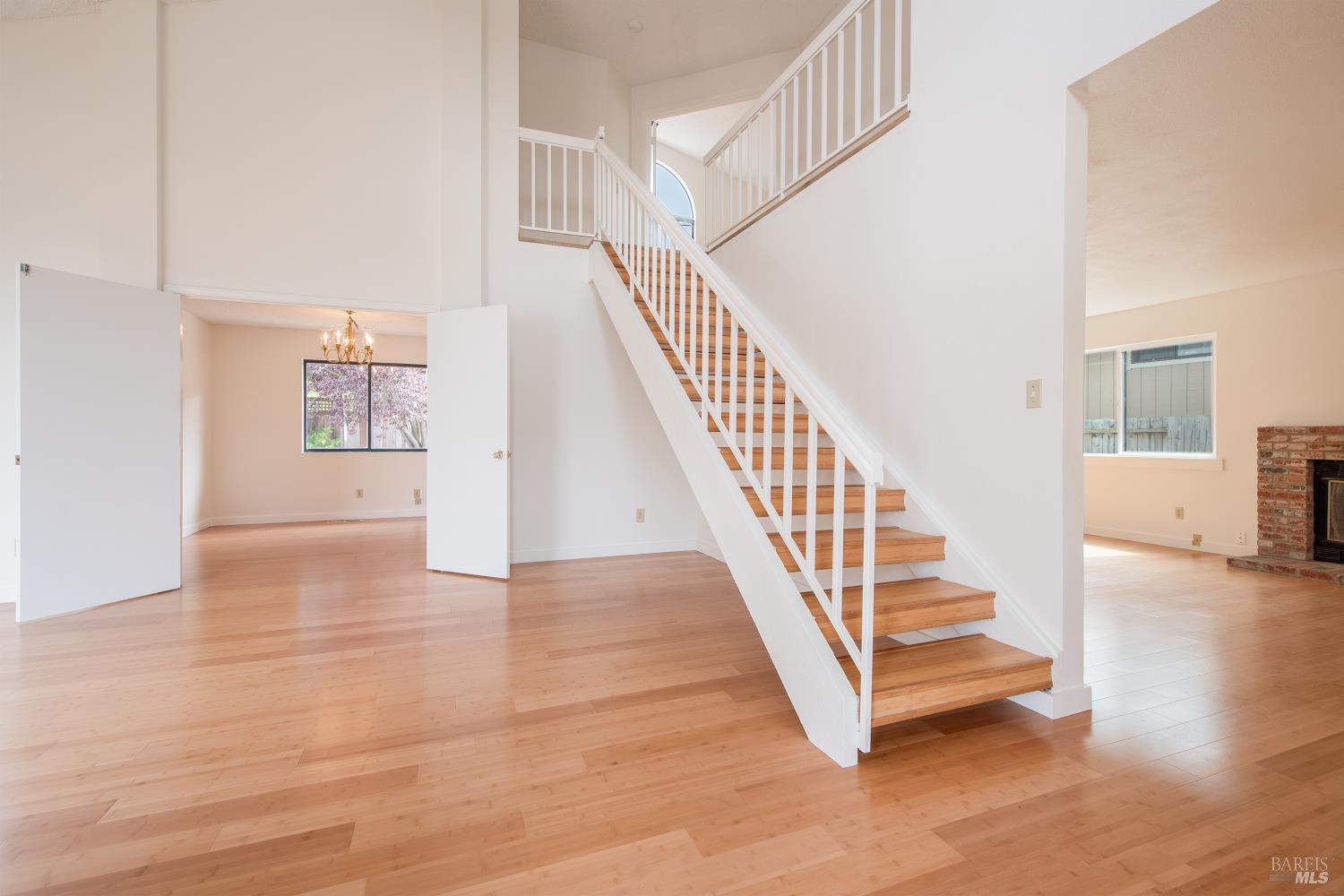 Detail Gallery Image 5 of 35 For 1428 Mathias Pl, Rohnert Park,  CA 94928 - 4 Beds | 2/1 Baths