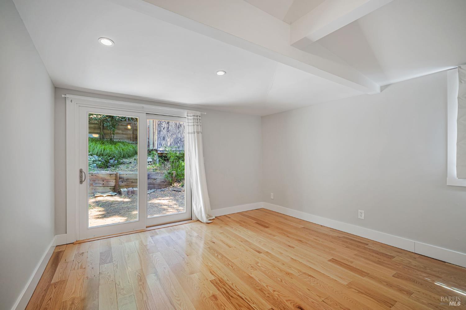Detail Gallery Image 23 of 46 For 2160 Madrone Ave, Healdsburg,  CA 95448 - – Beds | – Baths