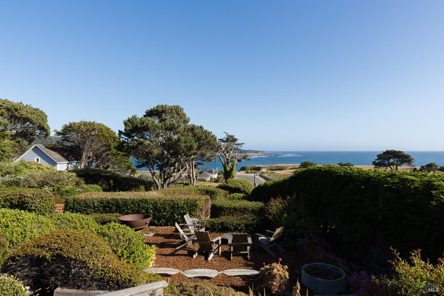 Detail Gallery Image 40 of 60 For 45320 Ukiah St, Mendocino,  CA 95460 - 3 Beds | 2/1 Baths
