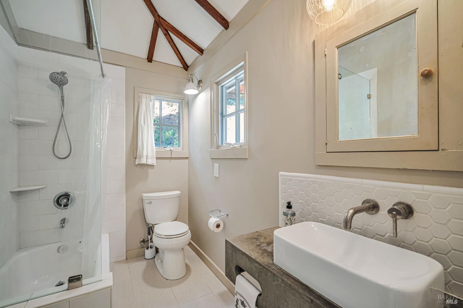 Detail Gallery Image 29 of 46 For 2160 Madrone Ave, Healdsburg,  CA 95448 - – Beds | – Baths