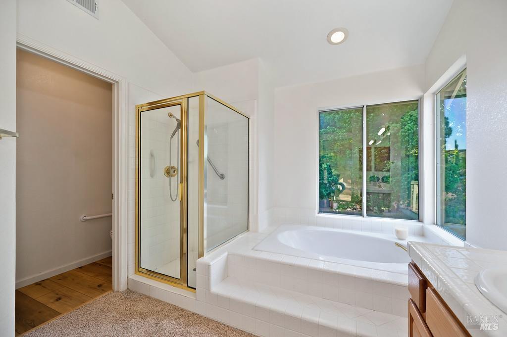 Lone Oak Drive, Vacaville, California image 20