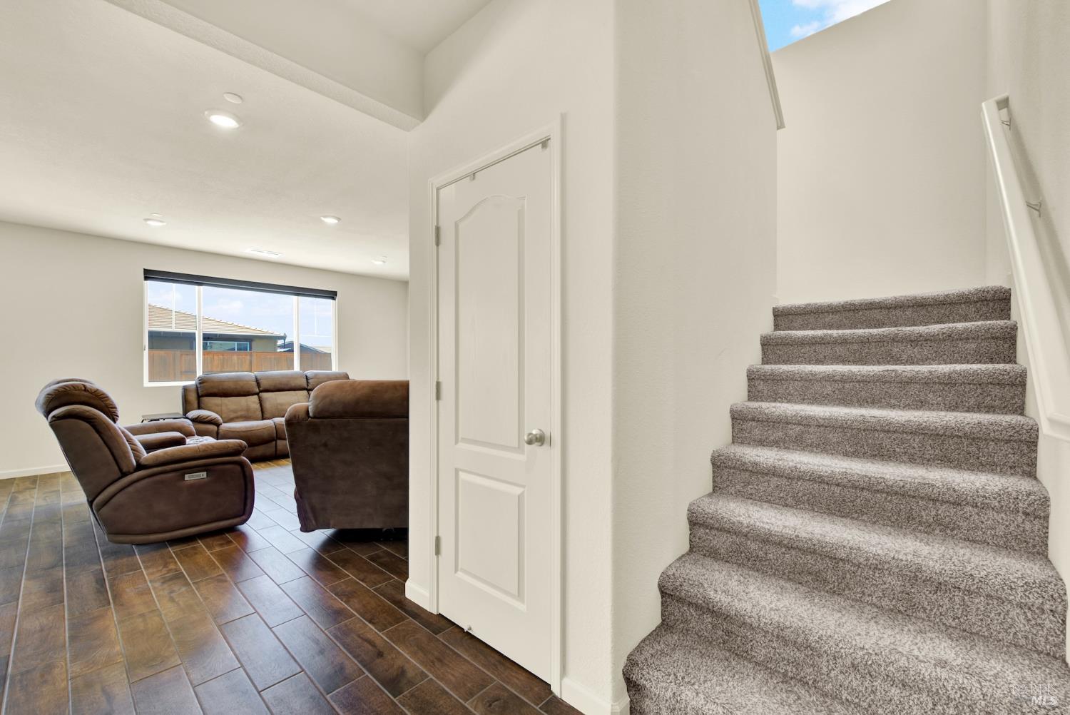 Detail Gallery Image 33 of 69 For 730 Daybreak Dr, Dixon,  CA 95620 - 4 Beds | 3 Baths