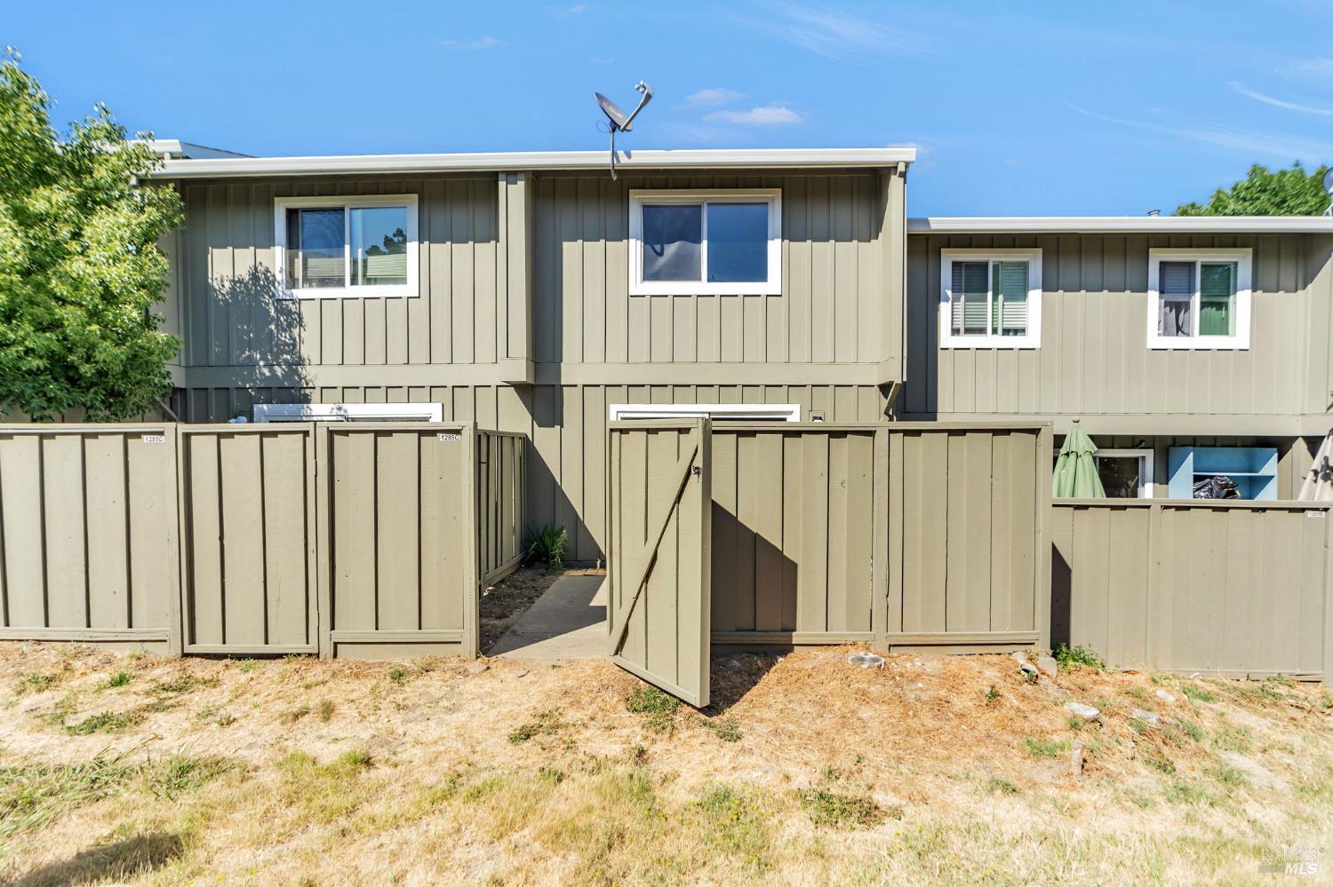 Detail Gallery Image 21 of 22 For 1285 Redwood Blvd #C,  Novato,  CA 94947 - 2 Beds | 1/1 Baths