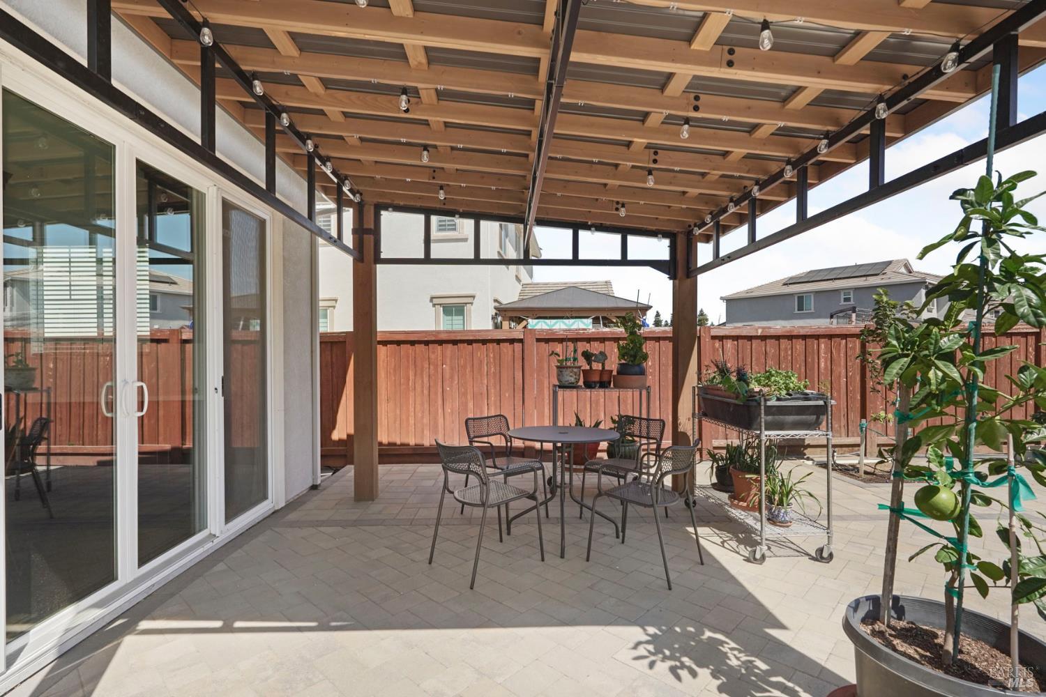 Halsey Court, Dixon, California image 32