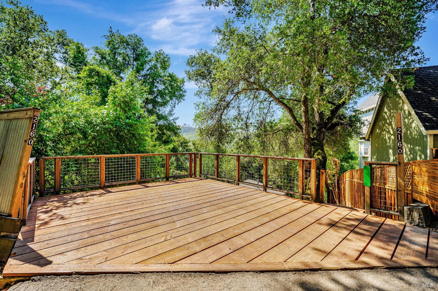 Detail Gallery Image 2 of 46 For 2160 Madrone Ave, Healdsburg,  CA 95448 - – Beds | – Baths