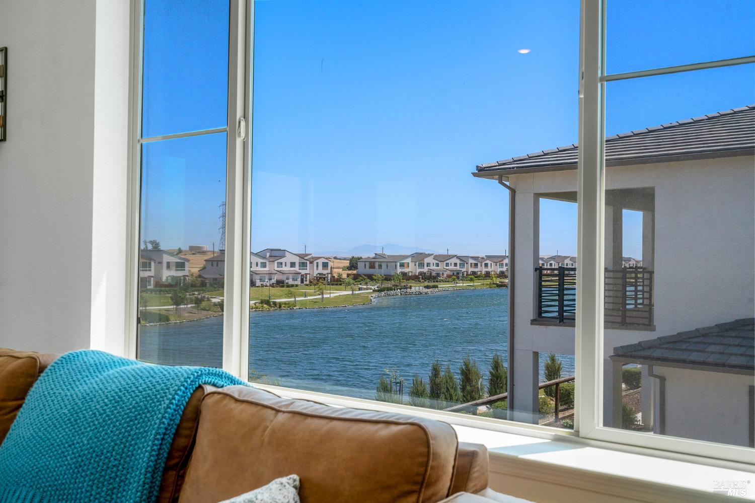 Detail Gallery Image 21 of 41 For 2430 Shore Vis, Fairfield,  CA 94533 - 3 Beds | 2 Baths