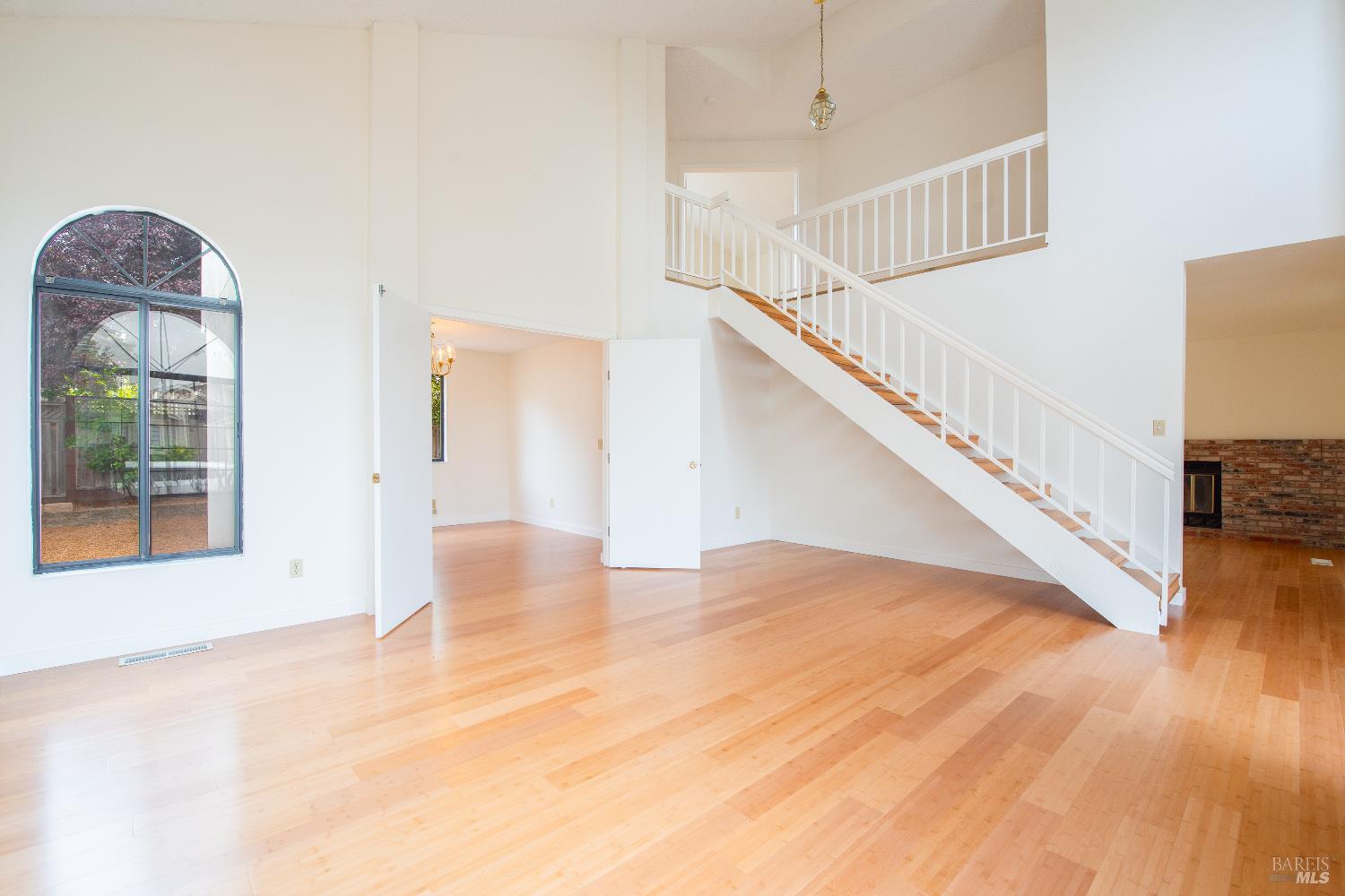 Detail Gallery Image 3 of 35 For 1428 Mathias Pl, Rohnert Park,  CA 94928 - 4 Beds | 2/1 Baths