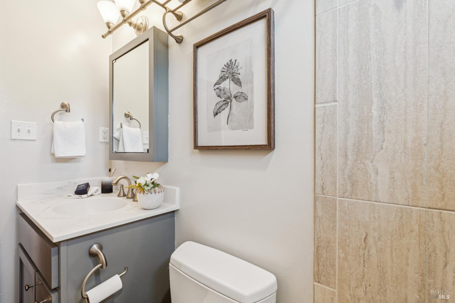 Detail Gallery Image 27 of 59 For 417 via Del Plano Unkn, Novato,  CA 94949 - 3 Beds | 2 Baths