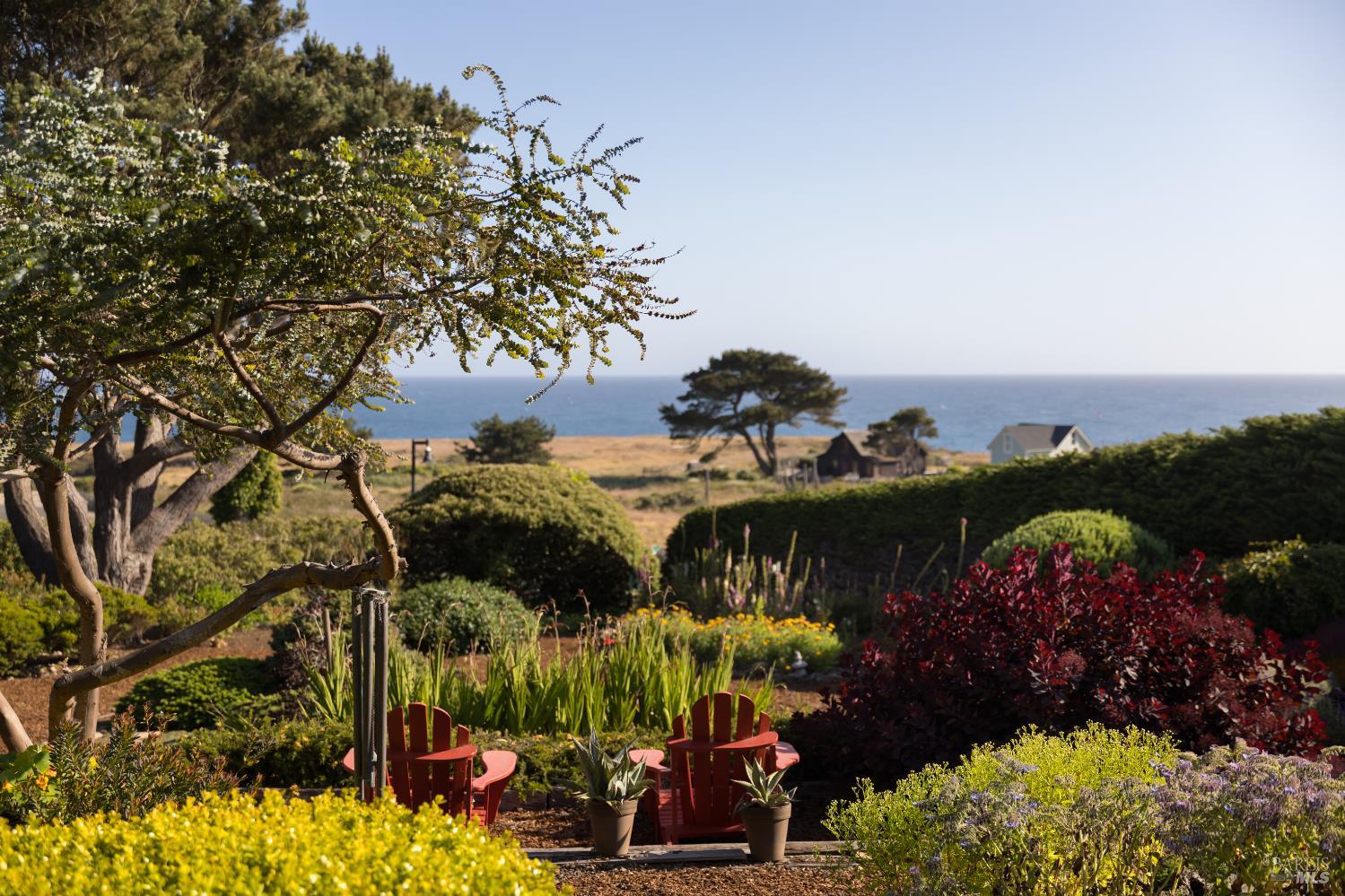 Detail Gallery Image 37 of 60 For 45320 Ukiah St, Mendocino,  CA 95460 - 3 Beds | 2/1 Baths