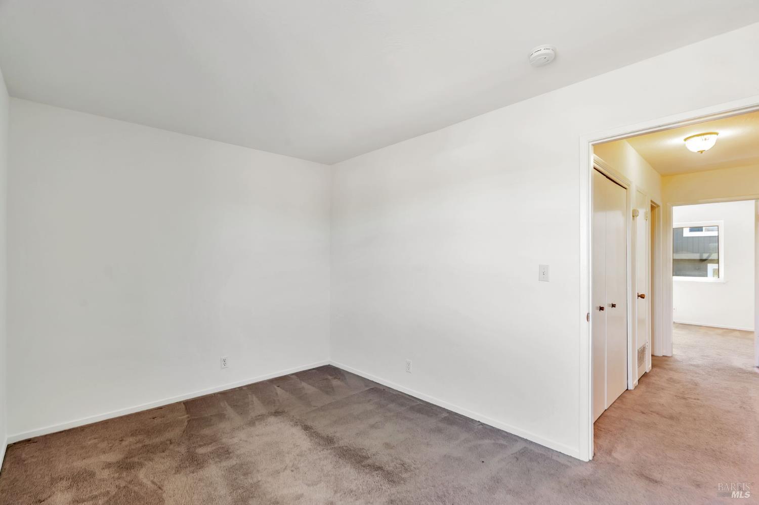 Detail Gallery Image 14 of 22 For 1285 Redwood Blvd #C,  Novato,  CA 94947 - 2 Beds | 1/1 Baths