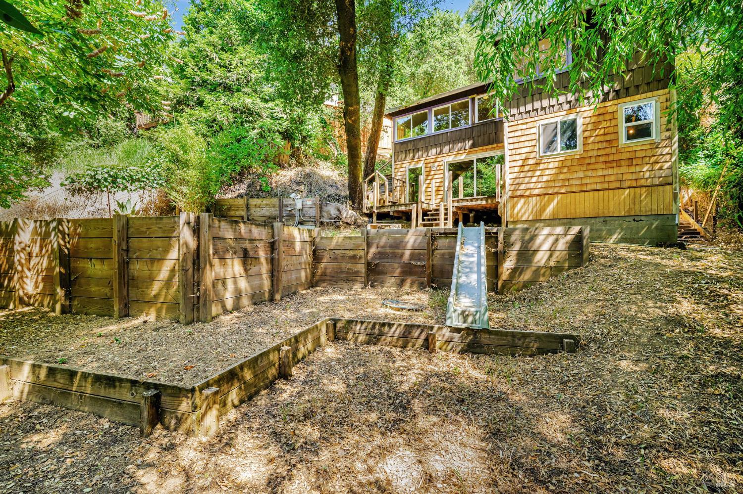 Detail Gallery Image 43 of 46 For 2160 Madrone Ave, Healdsburg,  CA 95448 - – Beds | – Baths