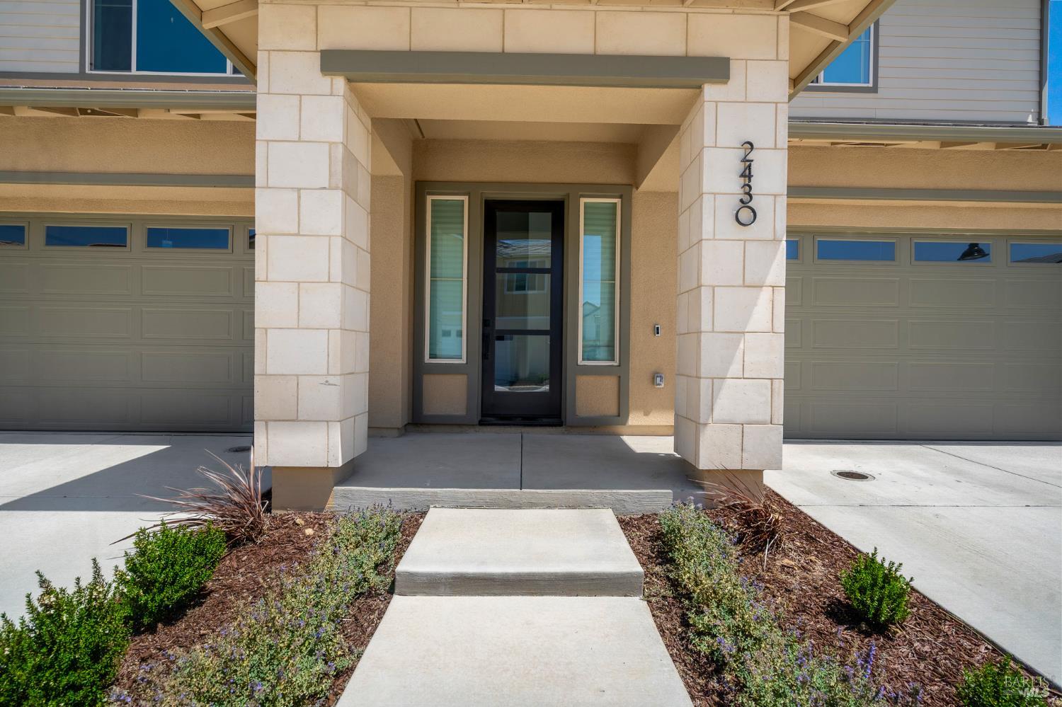 Detail Gallery Image 6 of 41 For 2430 Shore Vis, Fairfield,  CA 94533 - 3 Beds | 2 Baths