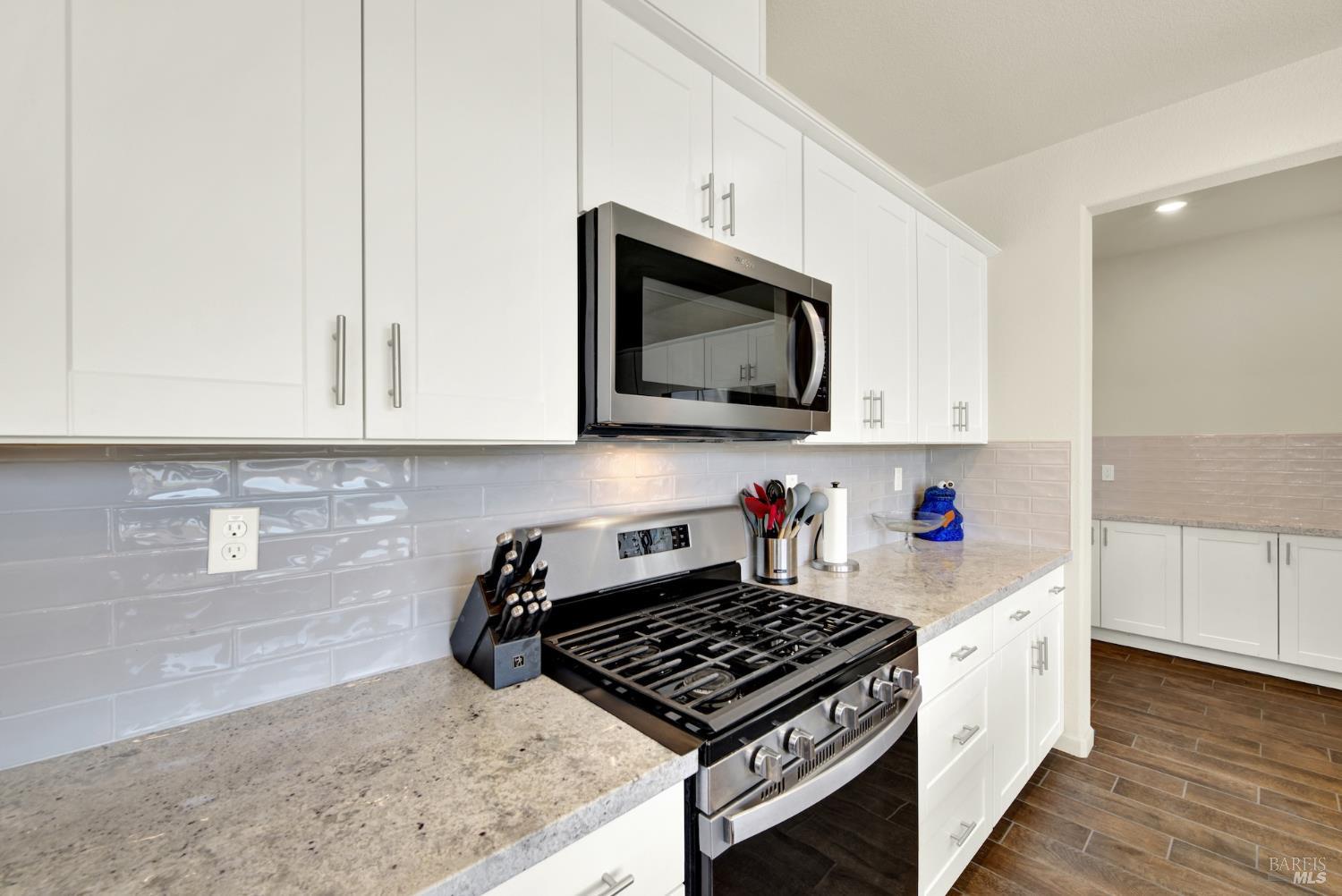 Detail Gallery Image 27 of 69 For 730 Daybreak Dr, Dixon,  CA 95620 - 4 Beds | 3 Baths