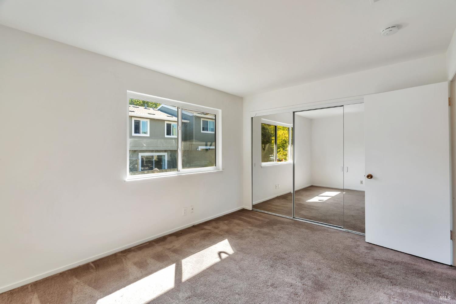 Detail Gallery Image 11 of 22 For 1285 Redwood Blvd #C,  Novato,  CA 94947 - 2 Beds | 1/1 Baths