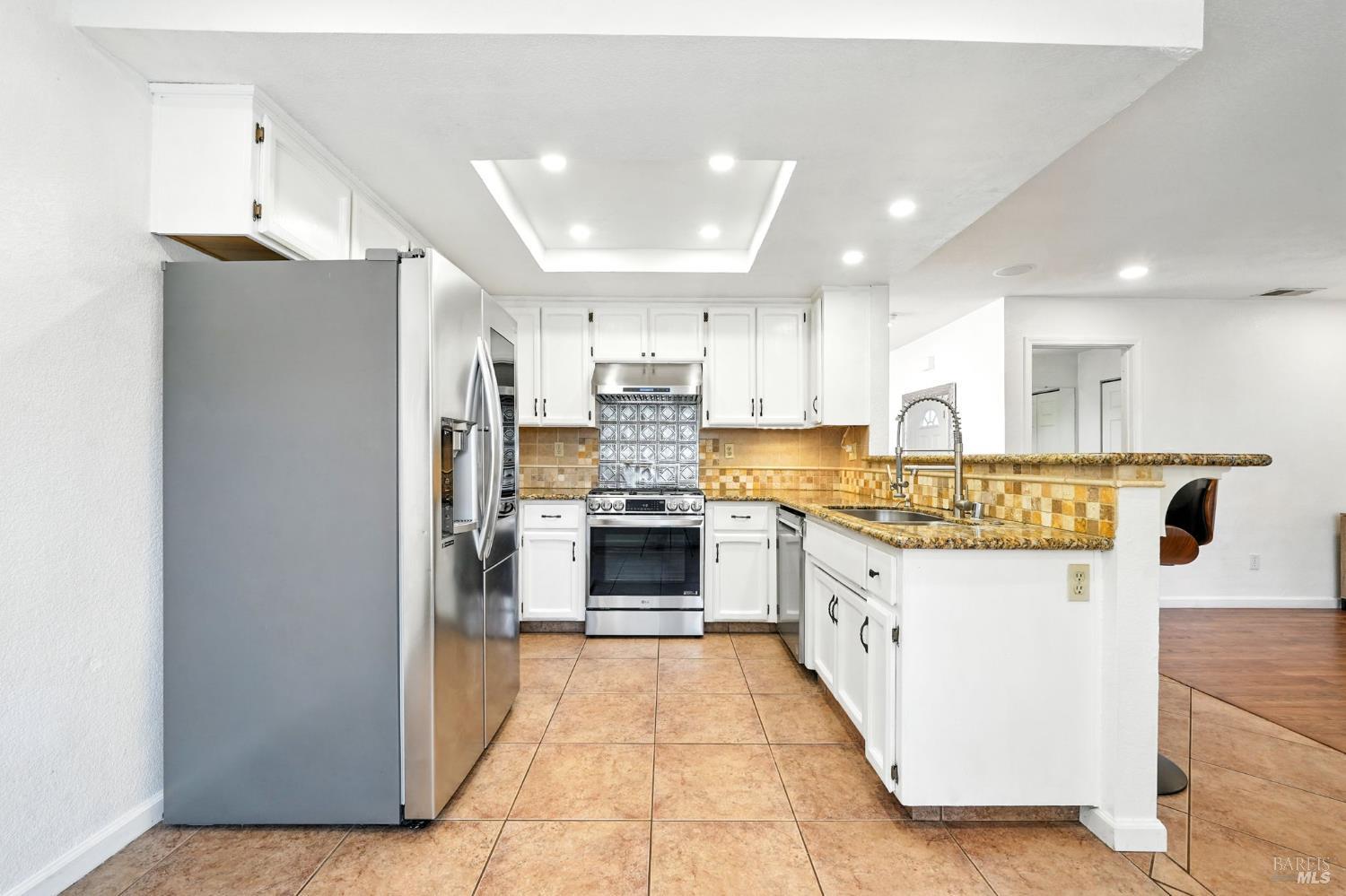 Detail Gallery Image 13 of 37 For 849 Cameron Ct, Vacaville,  CA 95687 - 3 Beds | 2/1 Baths