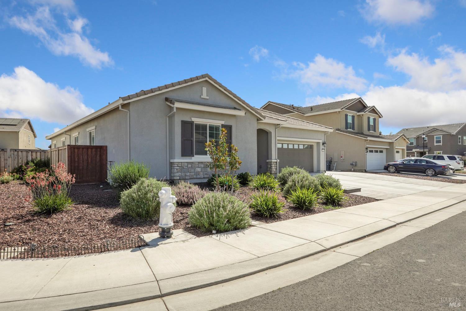 Halsey Court, Dixon, California image 4