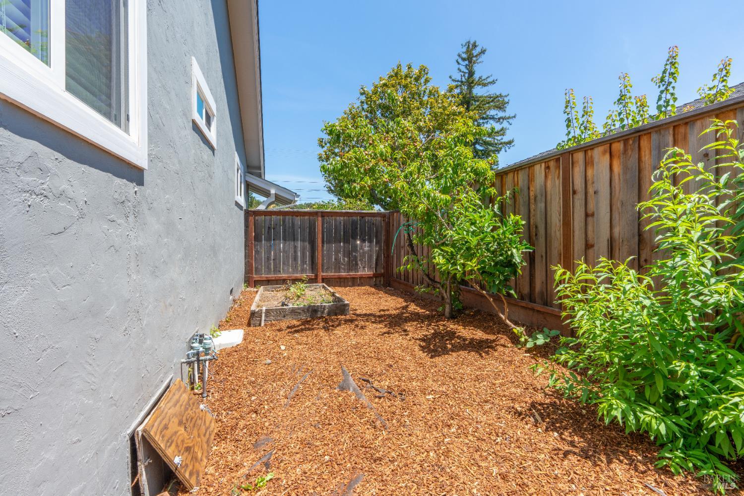 Detail Gallery Image 52 of 59 For 417 via Del Plano Unkn, Novato,  CA 94949 - 3 Beds | 2 Baths