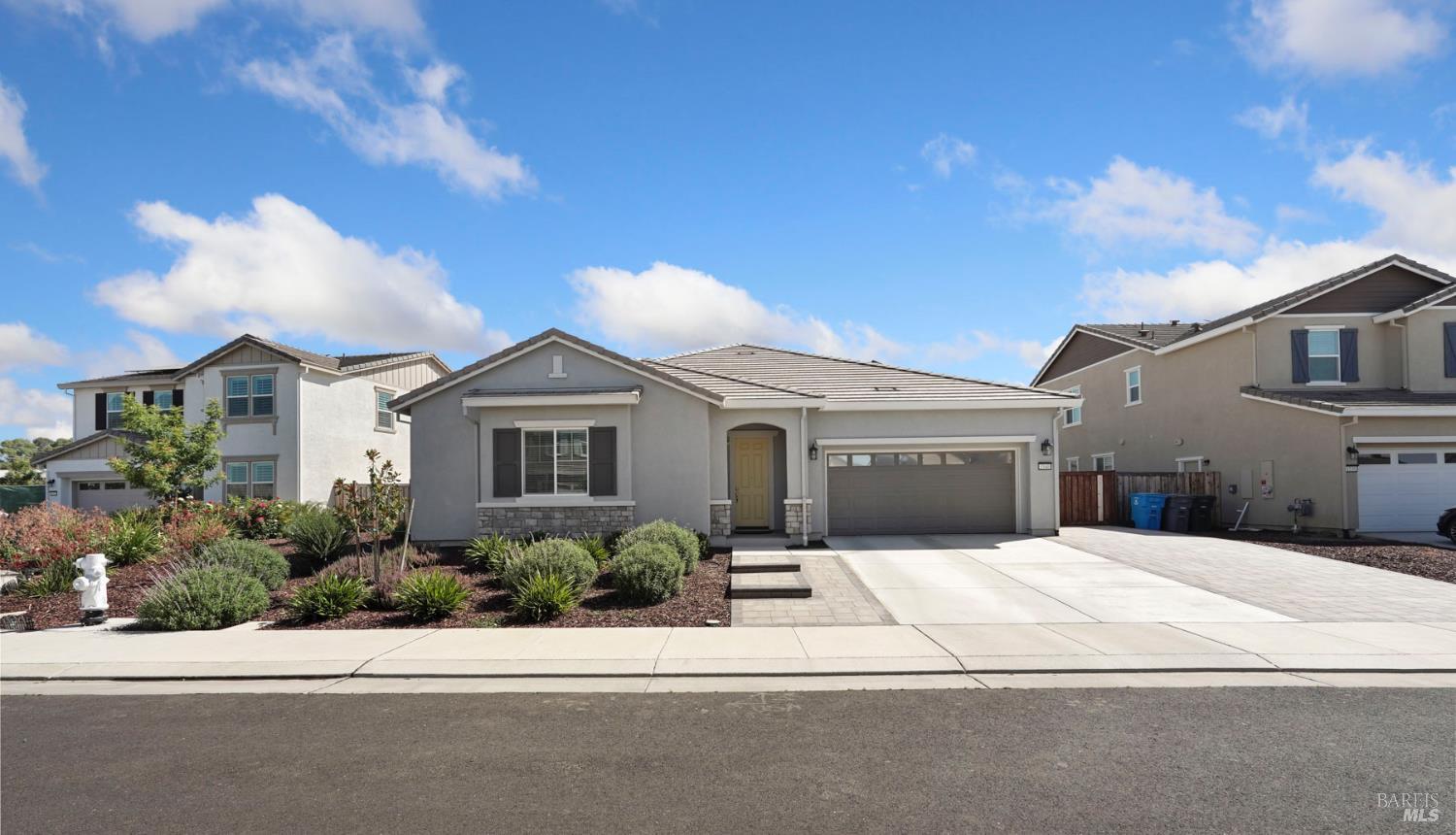 Halsey Court, Dixon, California image 1