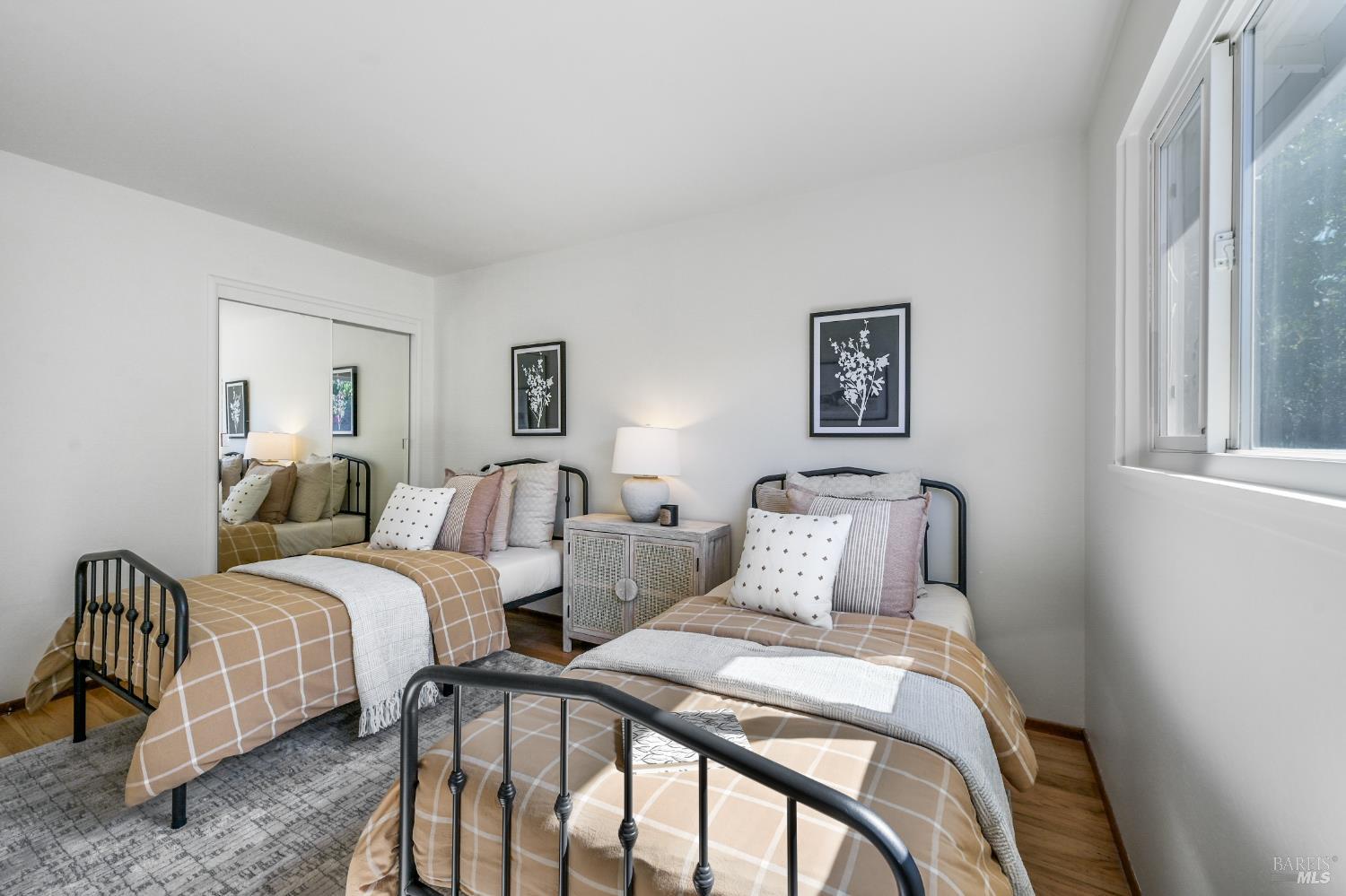 Detail Gallery Image 22 of 56 For 480 via Del Plano Unkn, Novato,  CA 94949 - 3 Beds | 2 Baths