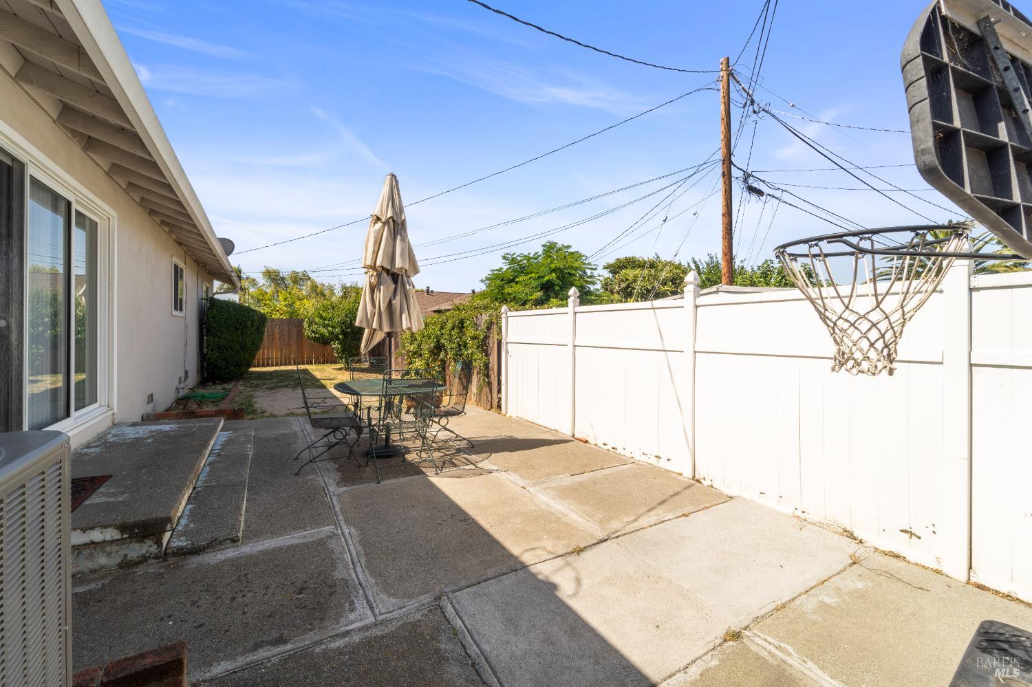 Taft Street, Fairfield, California image 29