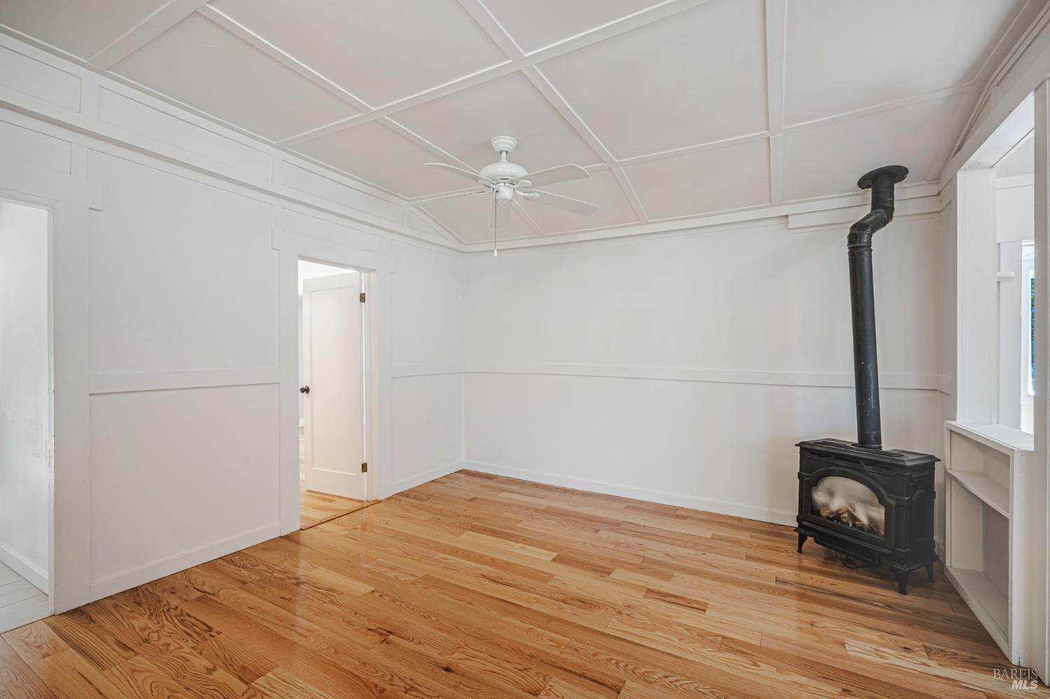 Detail Gallery Image 11 of 46 For 2160 Madrone Ave, Healdsburg,  CA 95448 - – Beds | – Baths