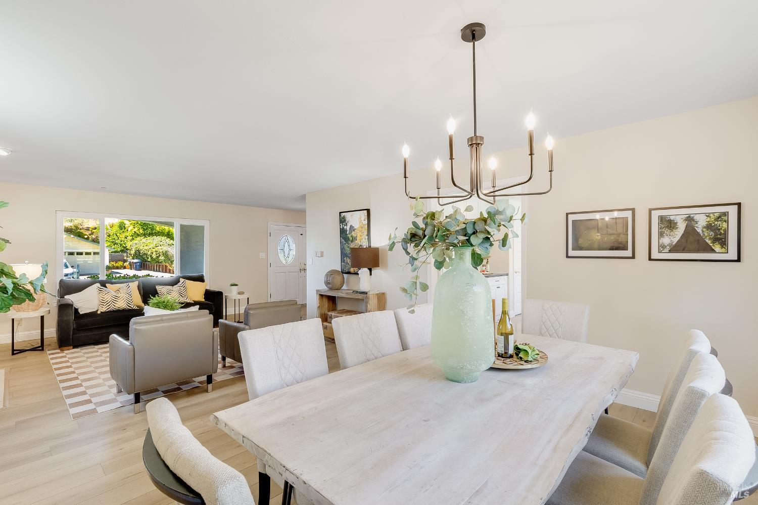 Detail Gallery Image 15 of 96 For 510 Hastings Dr, Benicia,  CA 94510 - 5 Beds | 2/1 Baths