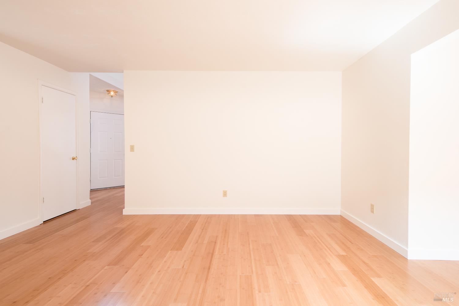 Detail Gallery Image 6 of 35 For 1428 Mathias Pl, Rohnert Park,  CA 94928 - 4 Beds | 2/1 Baths