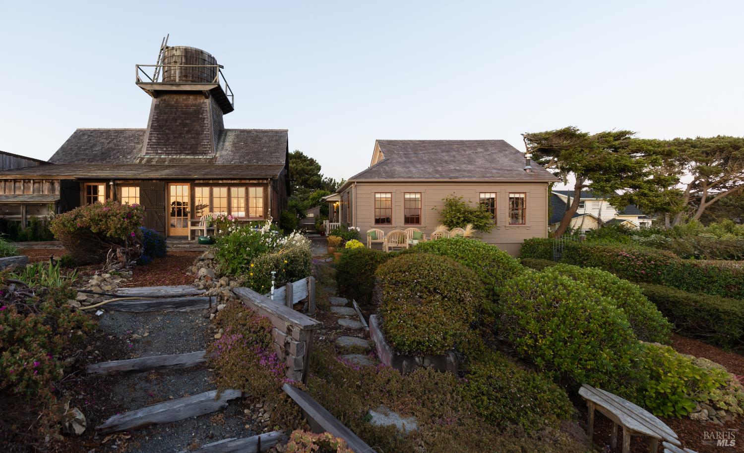 Detail Gallery Image 51 of 60 For 45320 Ukiah St, Mendocino,  CA 95460 - 3 Beds | 2/1 Baths
