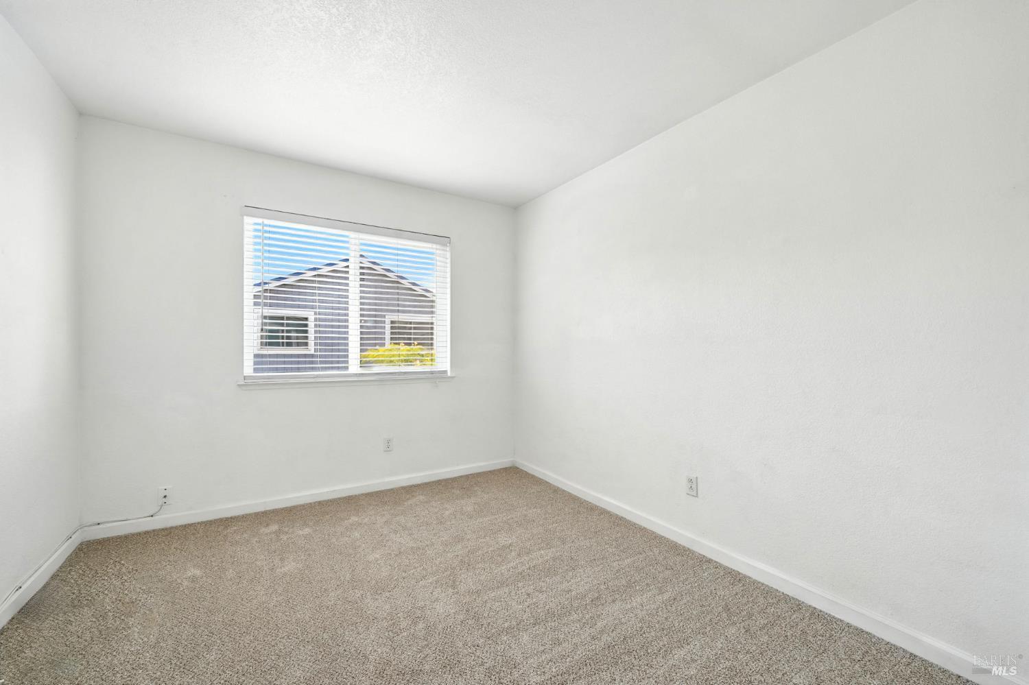 Detail Gallery Image 23 of 37 For 849 Cameron Ct, Vacaville,  CA 95687 - 3 Beds | 2/1 Baths