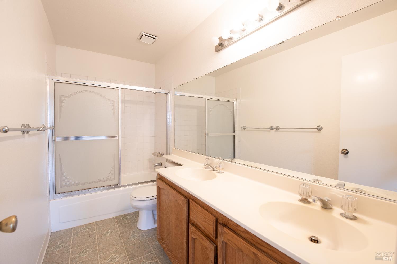 Detail Gallery Image 26 of 35 For 1428 Mathias Pl, Rohnert Park,  CA 94928 - 4 Beds | 2/1 Baths