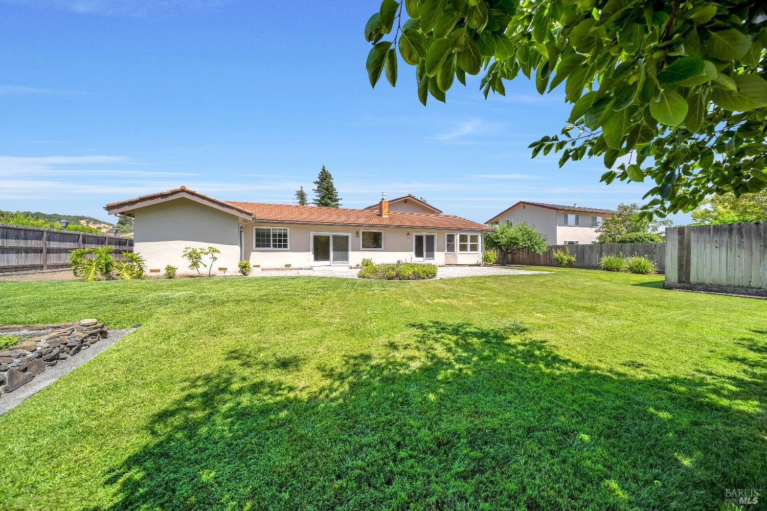 Detail Gallery Image 25 of 27 For 601 Cherry Ct, Fairfield,  CA 94534 - 4 Beds | 2/1 Baths