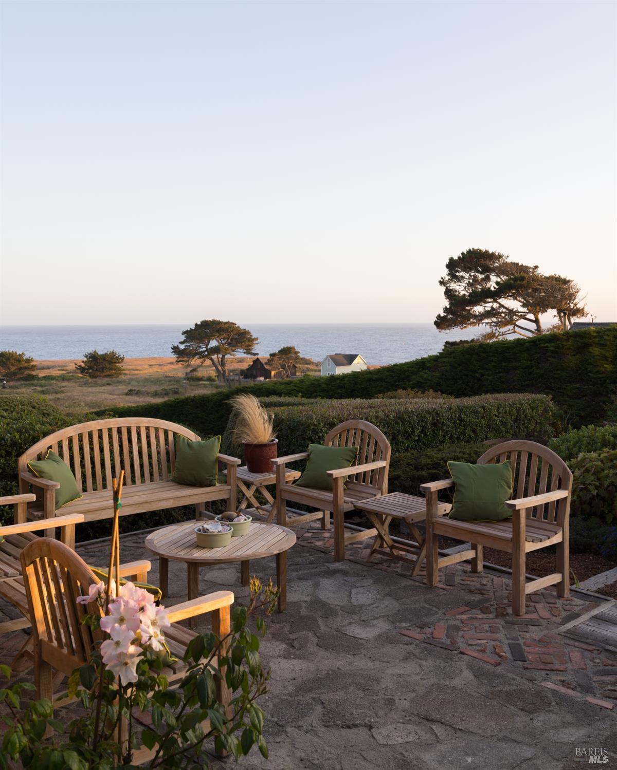 Detail Gallery Image 55 of 60 For 45320 Ukiah St, Mendocino,  CA 95460 - 3 Beds | 2/1 Baths