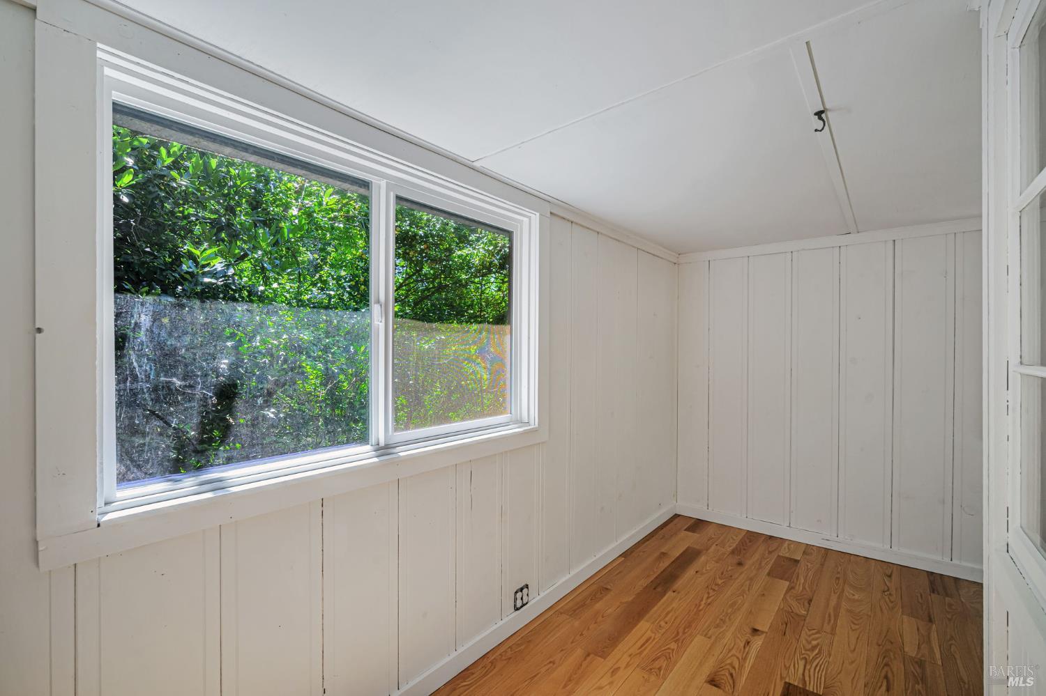Detail Gallery Image 8 of 46 For 2160 Madrone Ave, Healdsburg,  CA 95448 - – Beds | – Baths