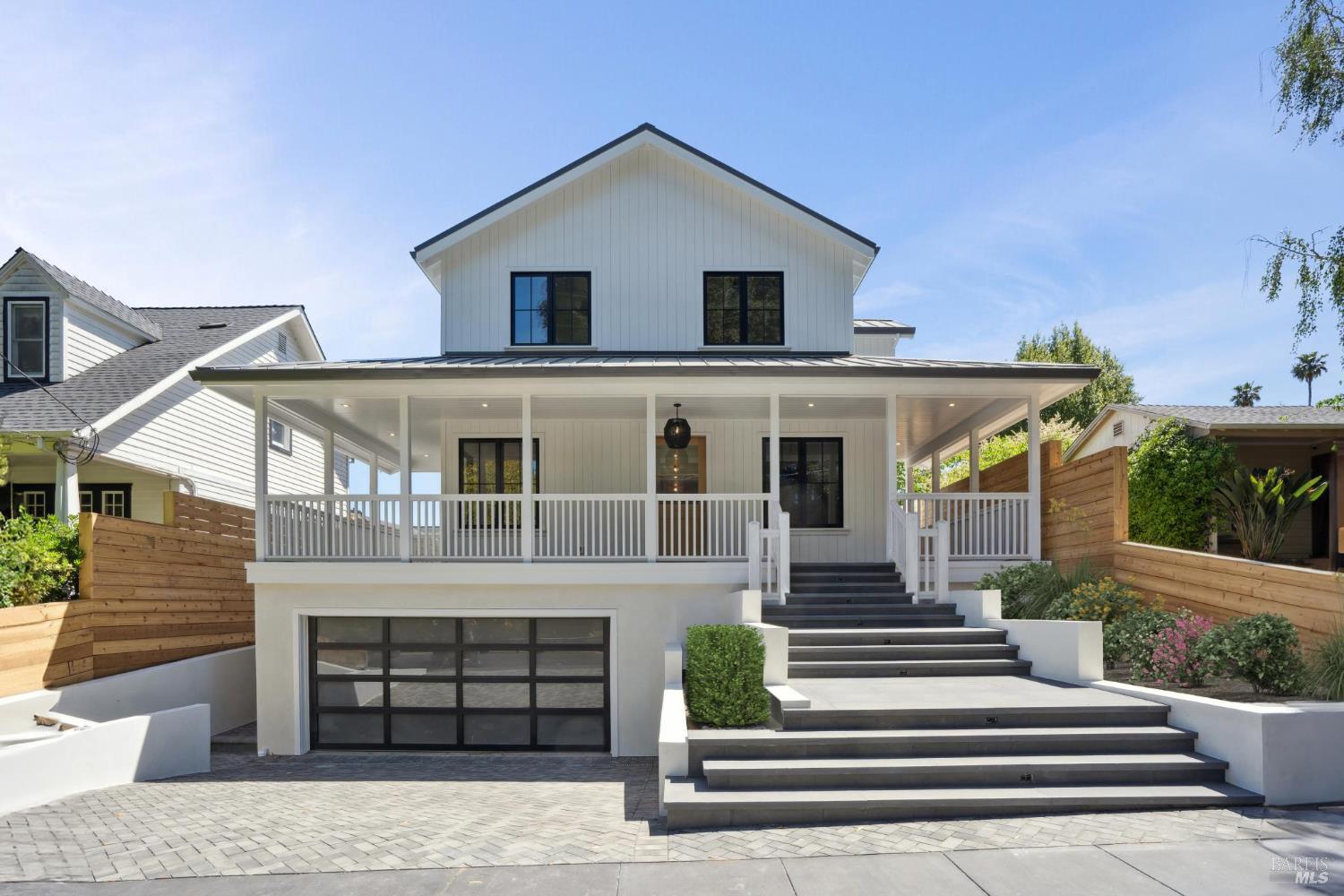 Detail Gallery Image 1 of 1 For Address Is Not Disclosed, Larkspur,  CA 94939 - 6 Beds | 5/1 Baths