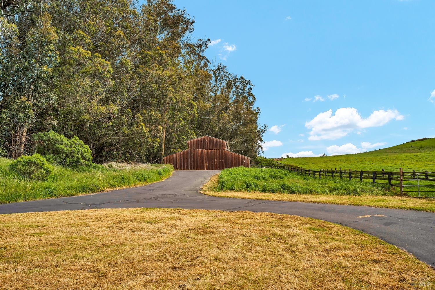 Detail Gallery Image 91 of 93 For 5000 Carroll Rd, Petaluma,  CA 94952 - 6 Beds | 5 Baths