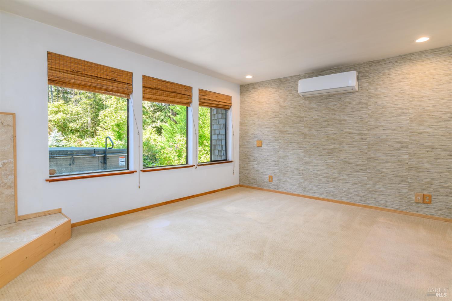 Detail Gallery Image 13 of 37 For 37820 Old Stage Rd, Gualala,  CA 95445 - 2 Beds | 2 Baths