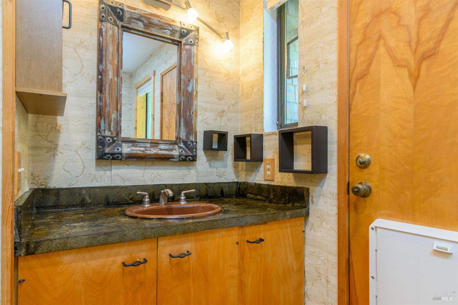 Detail Gallery Image 16 of 37 For 37820 Old Stage Rd, Gualala,  CA 95445 - 2 Beds | 2 Baths