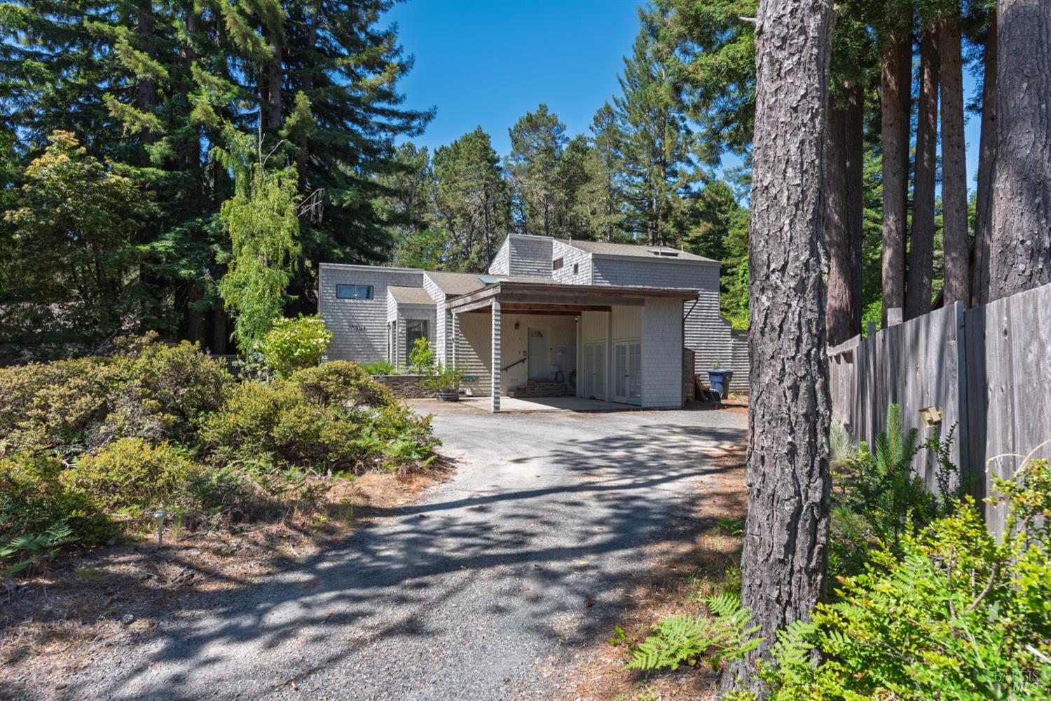 Detail Gallery Image 37 of 37 For 37820 Old Stage Rd, Gualala,  CA 95445 - 2 Beds | 2 Baths