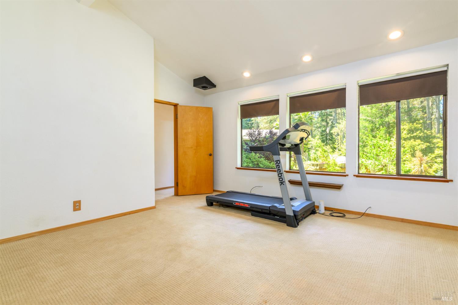 Detail Gallery Image 20 of 37 For 37820 Old Stage Rd, Gualala,  CA 95445 - 2 Beds | 2 Baths