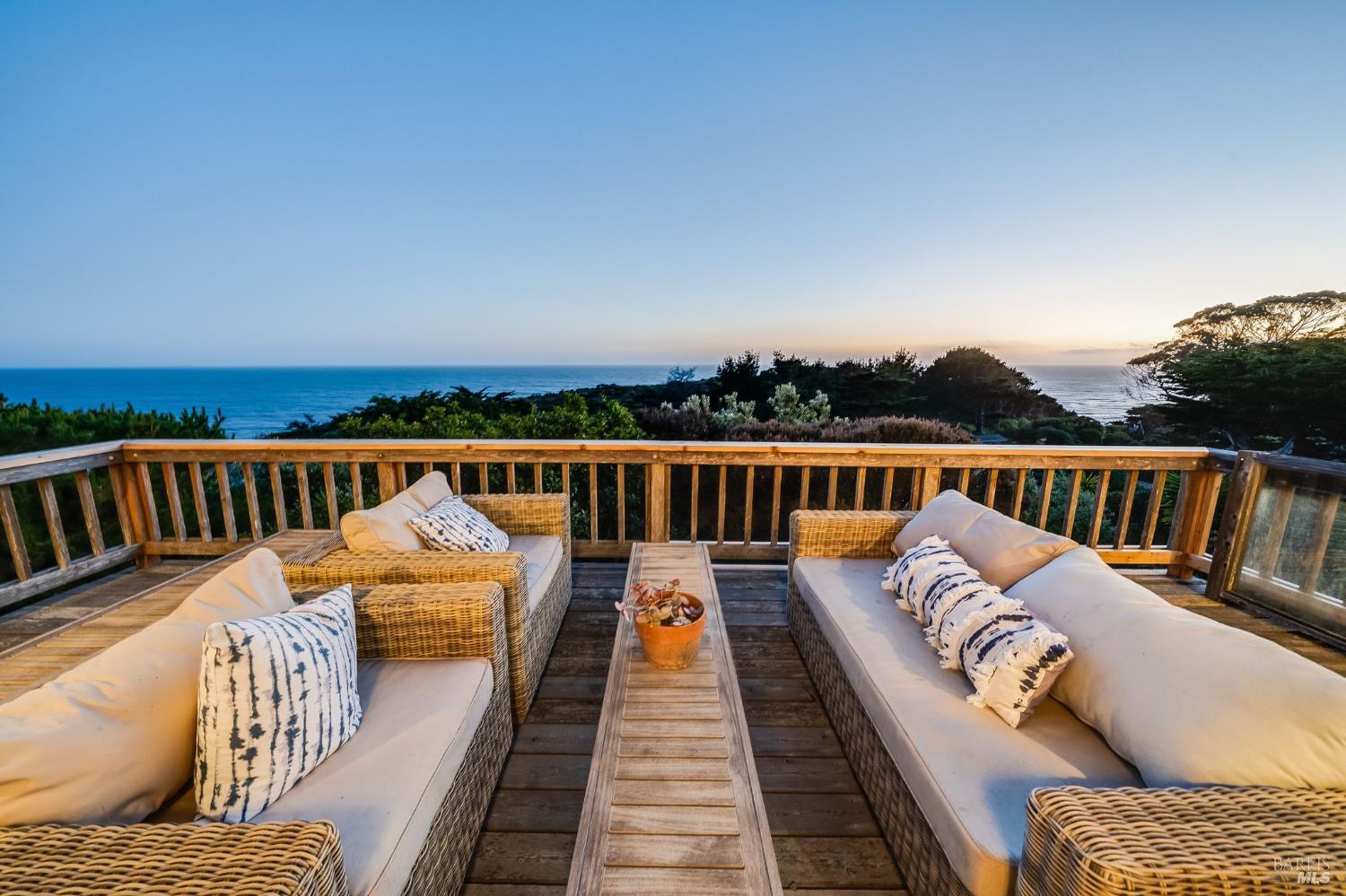 Detail Gallery Image 4 of 73 For 165 Rosewood Rd, Bolinas,  CA 94924 - 2 Beds | 2/1 Baths
