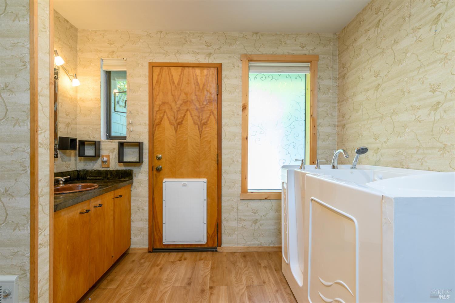 Detail Gallery Image 15 of 37 For 37820 Old Stage Rd, Gualala,  CA 95445 - 2 Beds | 2 Baths