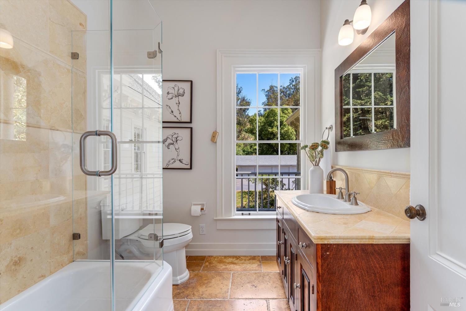 Detail Gallery Image 58 of 93 For 5000 Carroll Rd, Petaluma,  CA 94952 - 6 Beds | 5 Baths