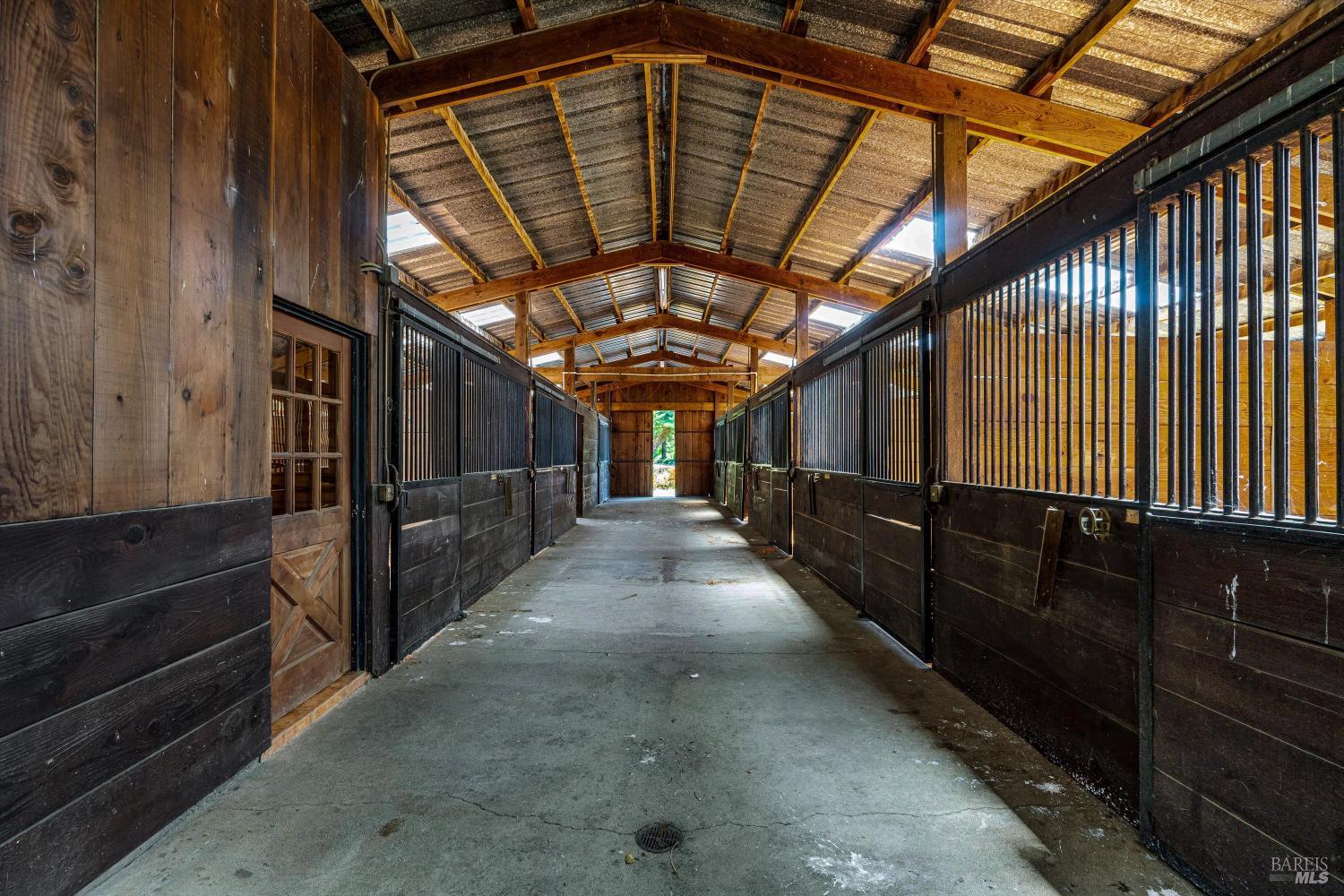 Detail Gallery Image 76 of 93 For 5000 Carroll Rd, Petaluma,  CA 94952 - 6 Beds | 5 Baths