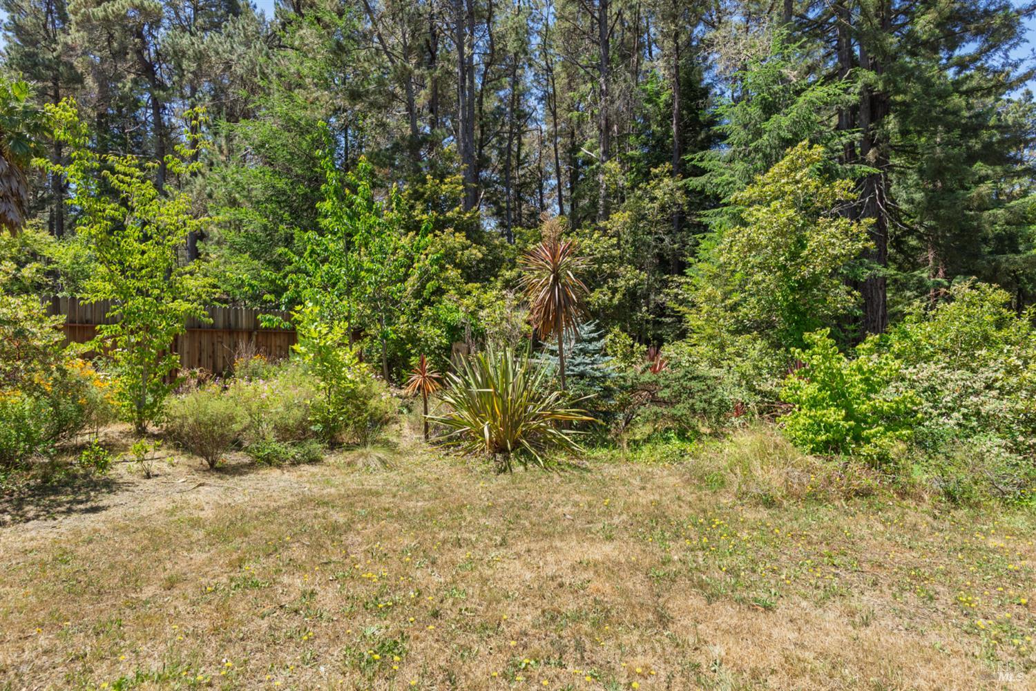 Detail Gallery Image 31 of 37 For 37820 Old Stage Rd, Gualala,  CA 95445 - 2 Beds | 2 Baths