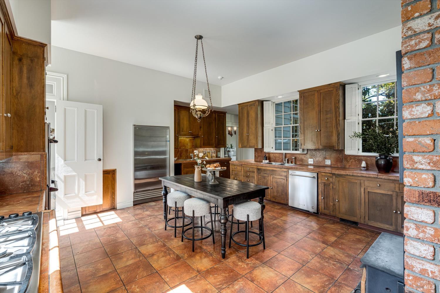 Detail Gallery Image 55 of 93 For 5000 Carroll Rd, Petaluma,  CA 94952 - 6 Beds | 5 Baths