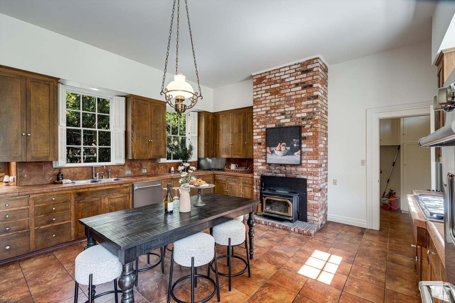 Detail Gallery Image 53 of 93 For 5000 Carroll Rd, Petaluma,  CA 94952 - 6 Beds | 5 Baths