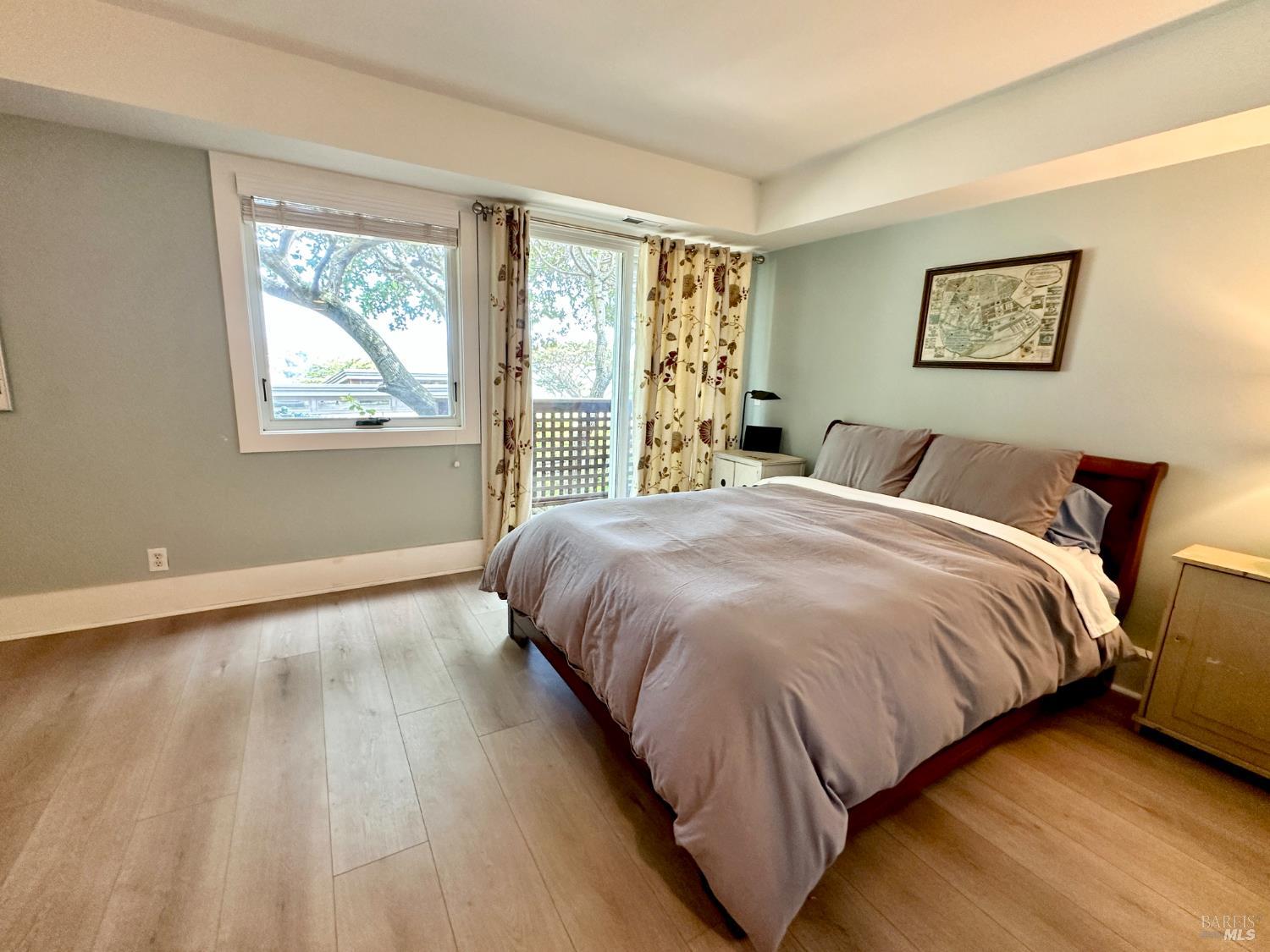Detail Gallery Image 27 of 39 For 122 Edwards Ave, Sausalito,  CA 94965 - 3 Beds | 2/1 Baths