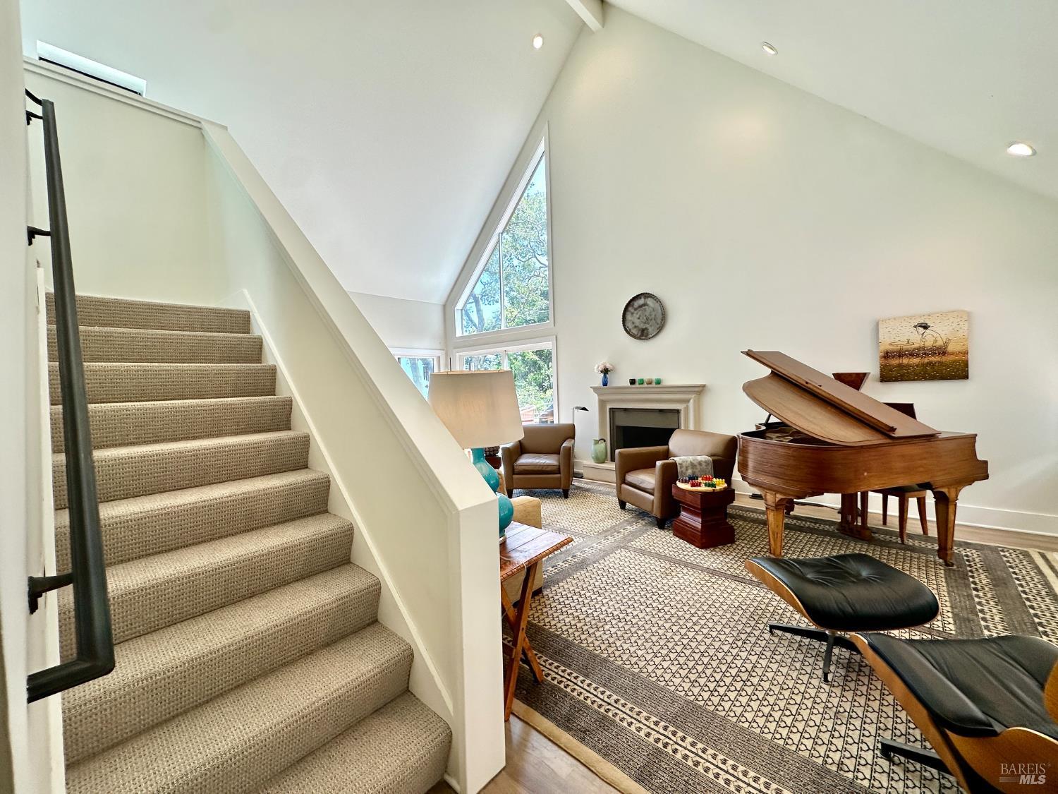 Detail Gallery Image 30 of 39 For 122 Edwards Ave, Sausalito,  CA 94965 - 3 Beds | 2/1 Baths